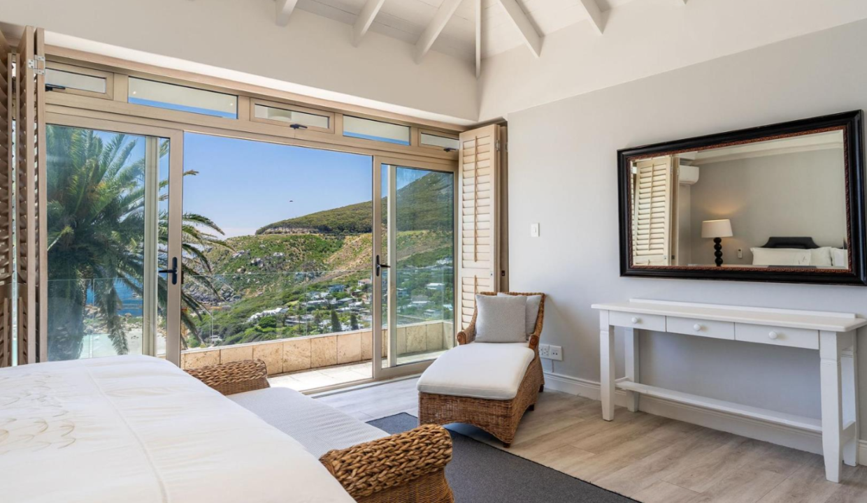 1 sandy bay 16