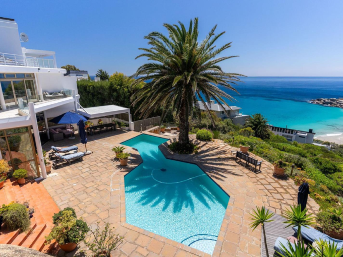Sandy Bay 7 Bedroom Villa