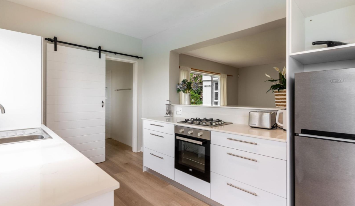 17 Leeukoppie Road. Llandudno 45