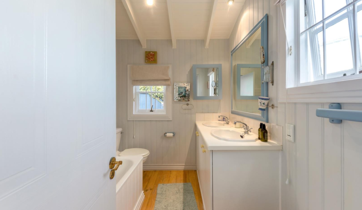 23 Beta Road, Camps Bay 25