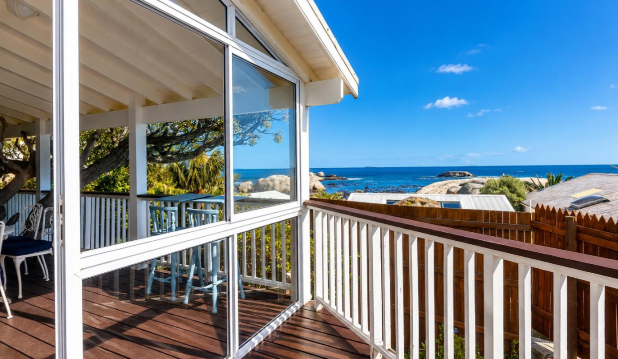 23 Beta Road, Camps Bay 9