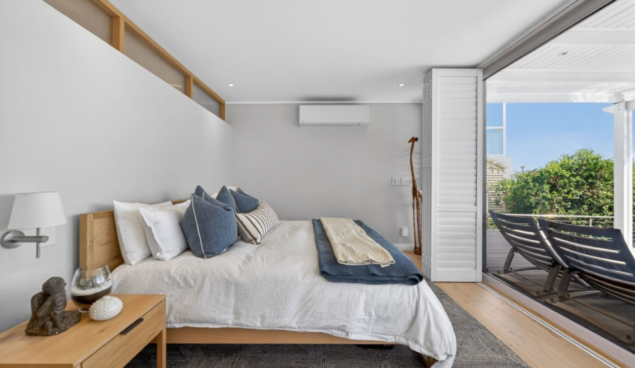 4 Upper Beta Close, Camps Bay 19