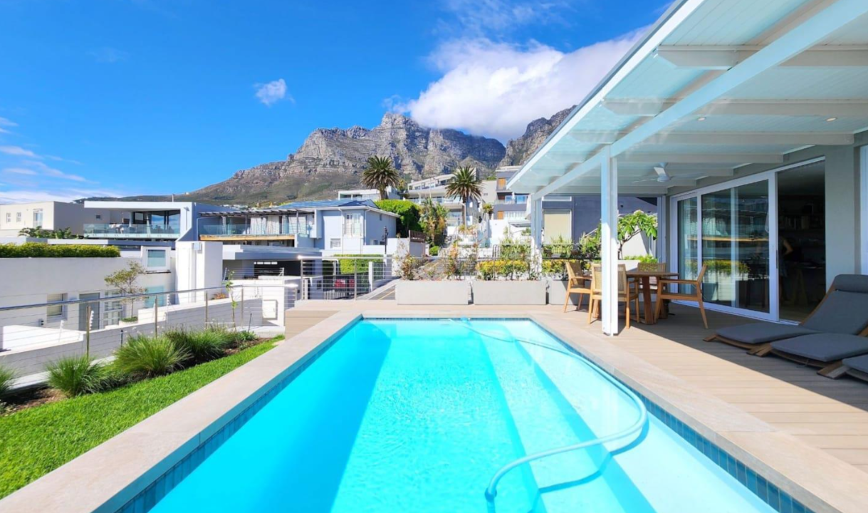 4 Upper Beta Close, Camps Bay 35