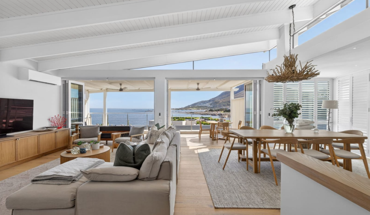 4 Upper Beta Close, Camps Bay 6