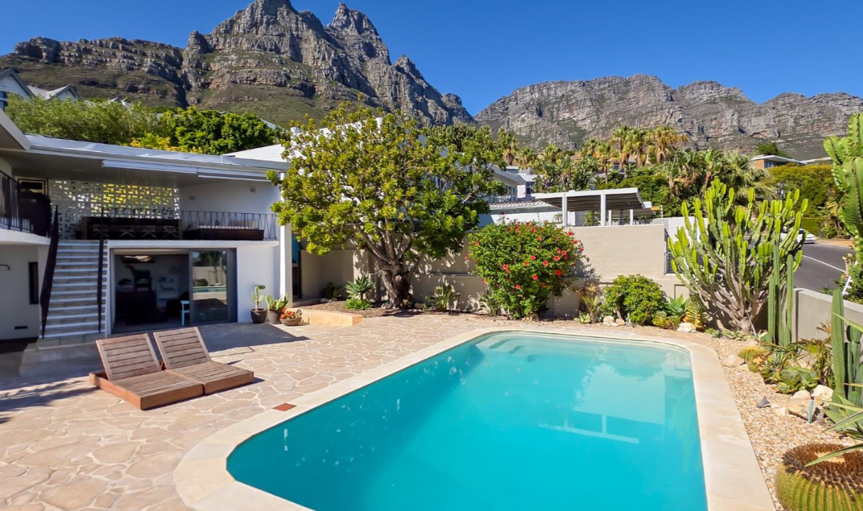 45 Geneva Drive, Camps Bay 2