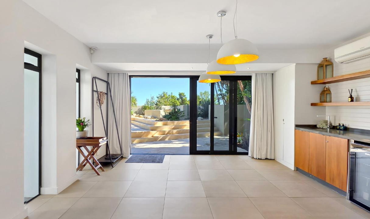 45 Geneva Drive, Camps Bay 38