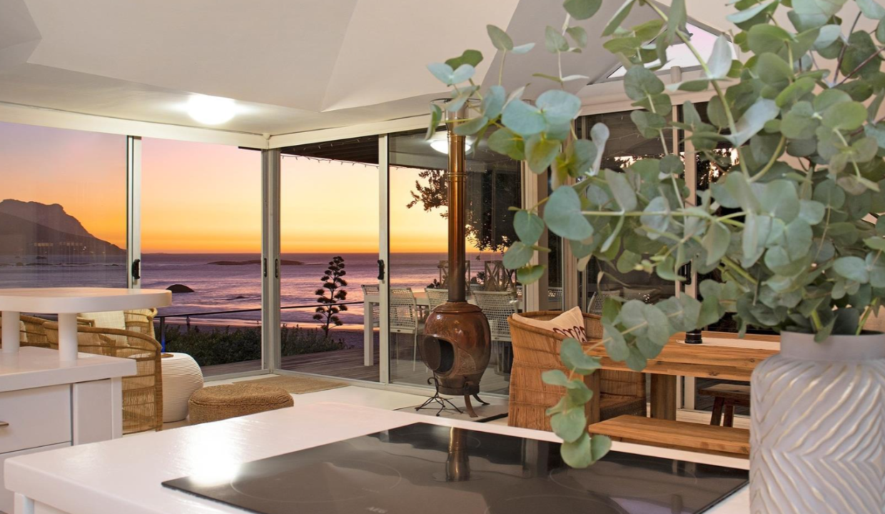 5 Glen Beach, Camps Bay 1