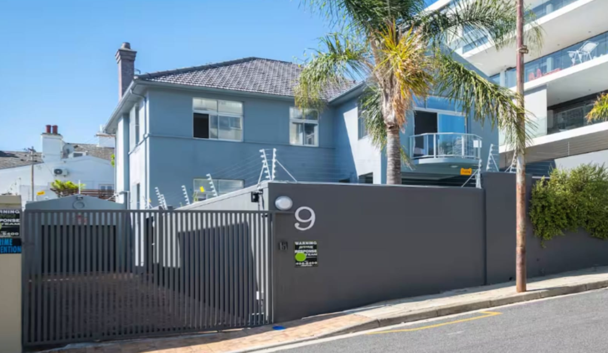 9 Portman Road, Bantry Bay 1