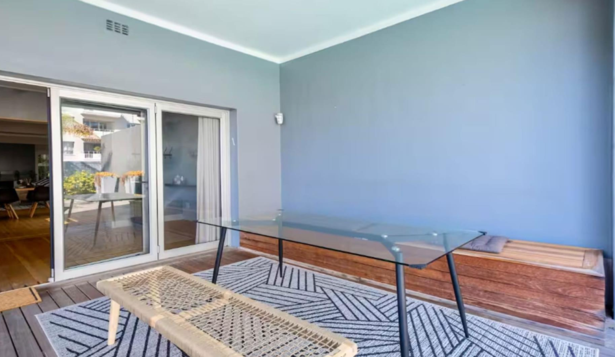9 Portman Road, Bantry Bay 11