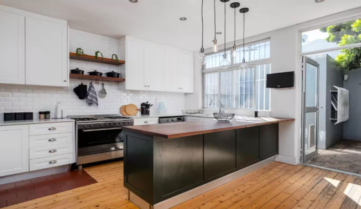 9 Portman Road, Bantry Bay 15