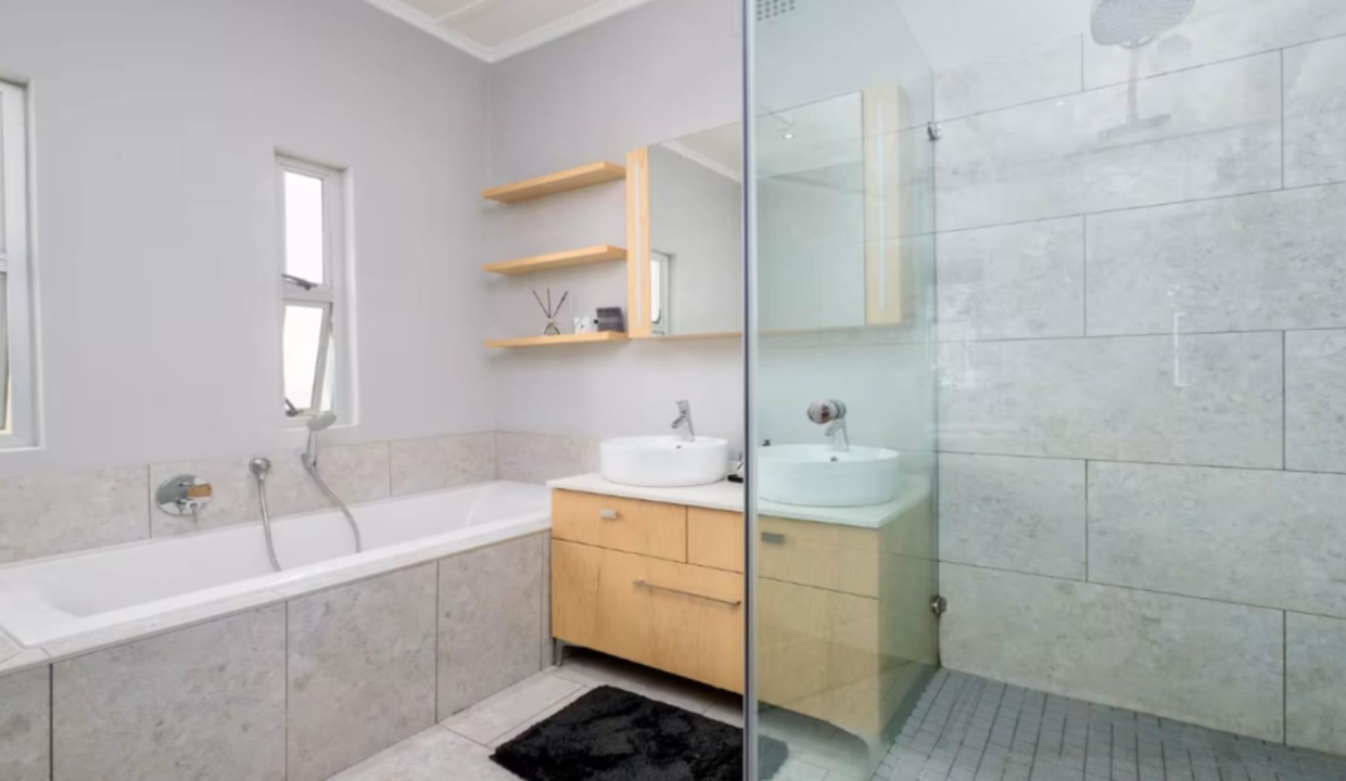 9 Portman Road, Bantry Bay 30